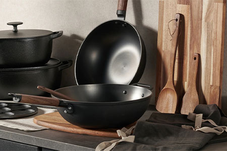 铁锅（Carbon steel cookware）